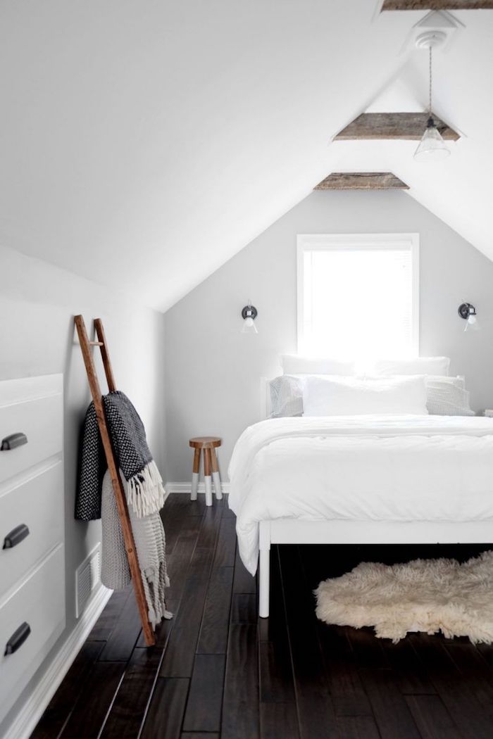 24 Волшебных примера создания уютной спальни на чердаке
